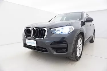 BMW X3 18d sDrive Business Advance 2.0 Diesel 150CV Automatico Visione frontale
