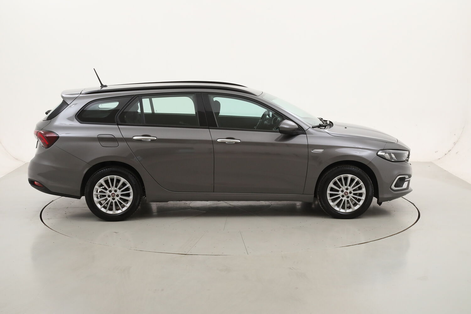Fiat Tipo SW Business usata del 2022 con 97.774 km