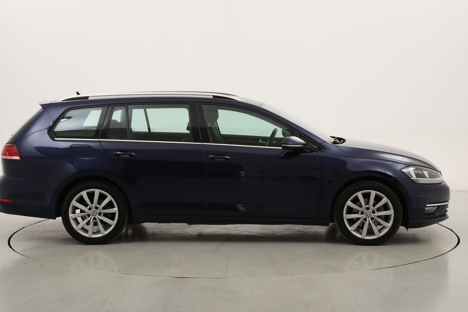 Volkswagen Golf Variant Variant Highline DSG usata del 2020 con 86.527 km