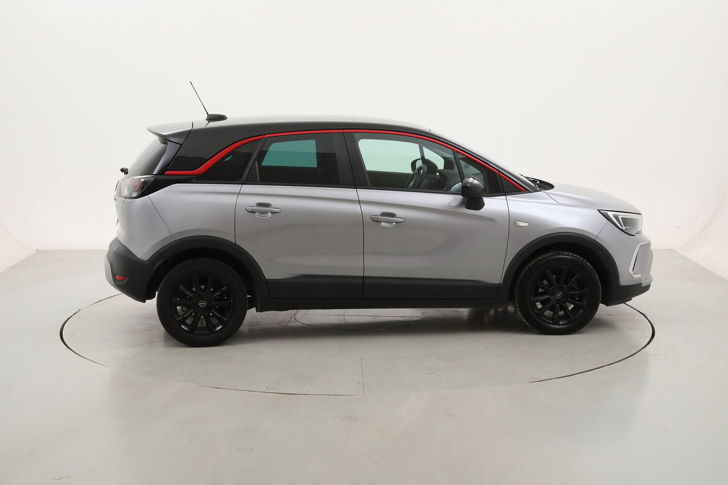 Opel Crossland GS Line AT6 usata del 2021 con 81.691 km