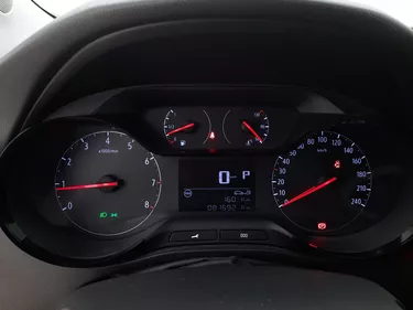 Opel Crossland GS Line AT6 1.5 Diesel 120CV Automatico Interni