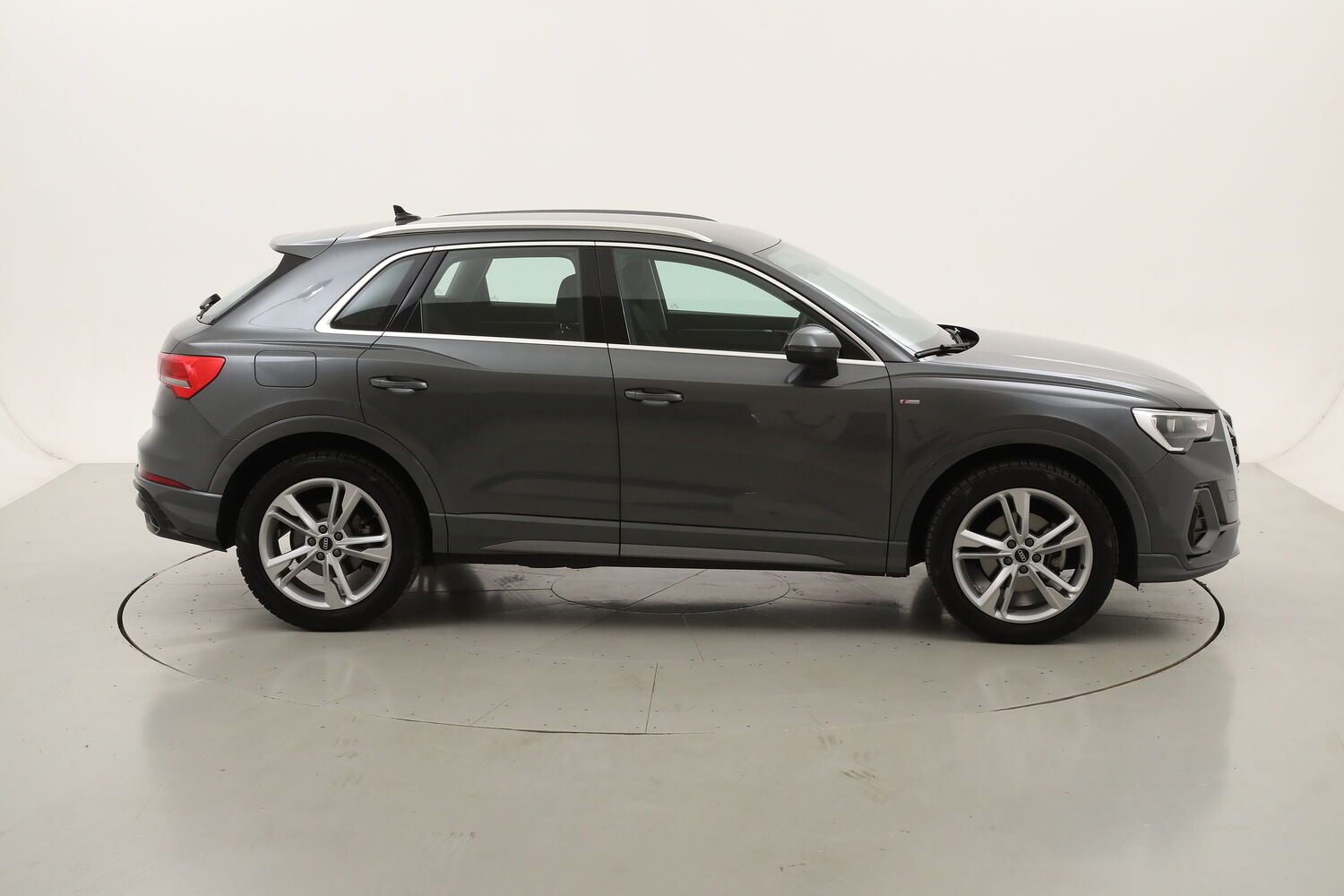 Audi Q3 35 TFSI S Line Edition S tronic usata del 2021 con 113.438 km