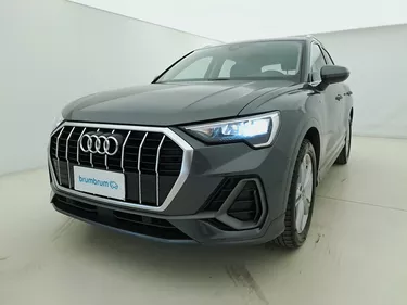 Audi Q3 35 TFSI S Line Edition S tronic 1.5 Mild Hybrid 150CV Automatico Visione frontale