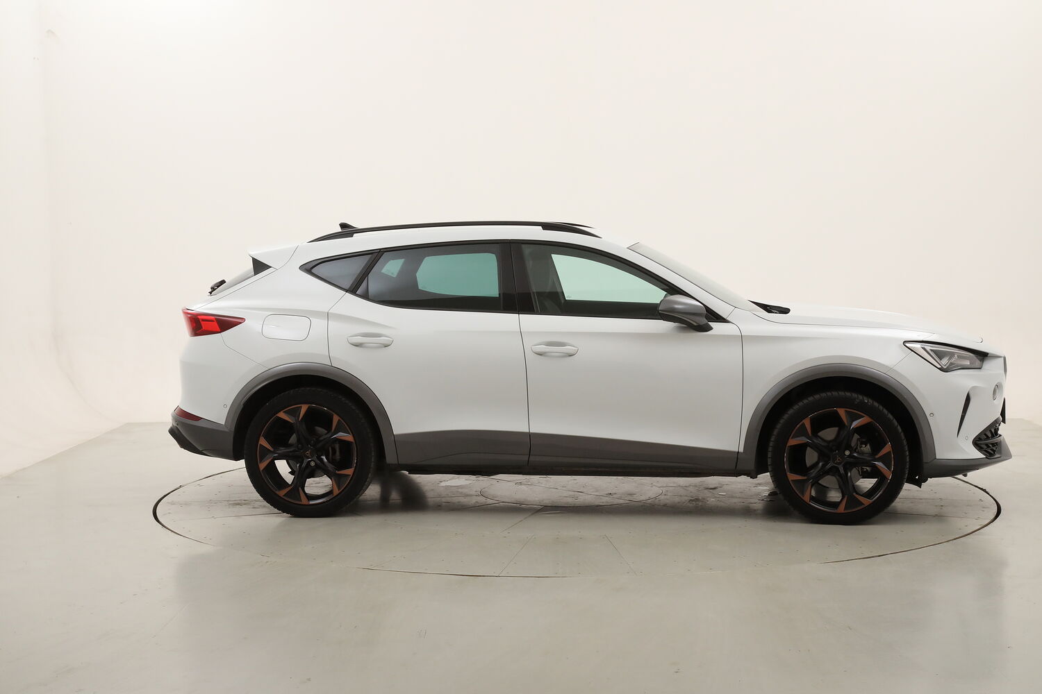 Cupra Formentor Hybrid DSG usata del 2024 con 48.961 km