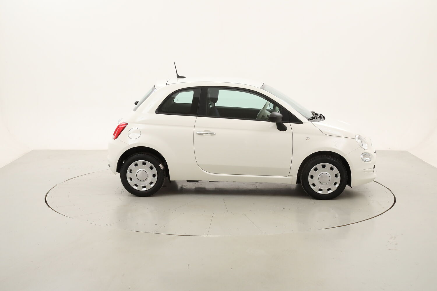 Fiat 500 Hybrid Cult usata del 2021 con 45.241 km