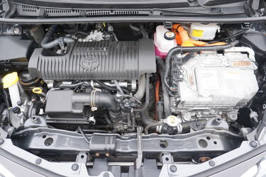 Vano motore di Toyota Yaris