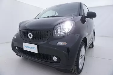 Smart fortwo Passion twinamic 1.0 Benzina 71CV Automatico Visione frontale