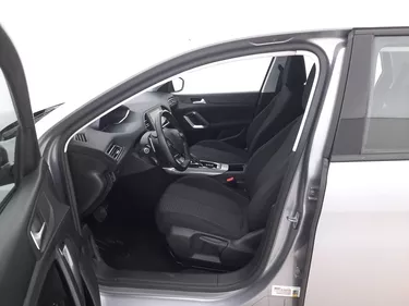 Peugeot 308 SW Active Business EAT8 1.5 Diesel 131CV Automatico Sedili