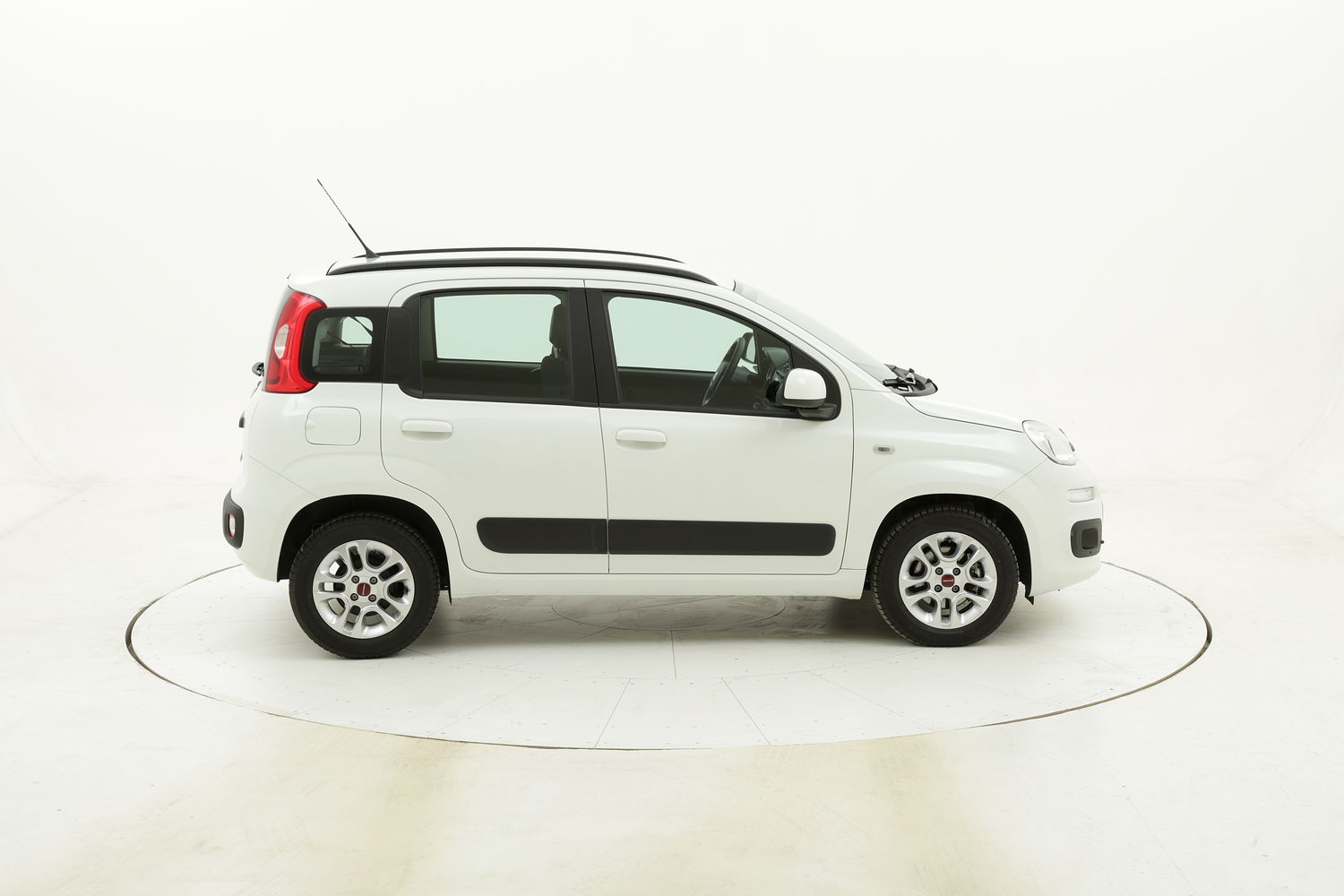 Fiat Panda Lounge usata del 2017 con 26.695 km