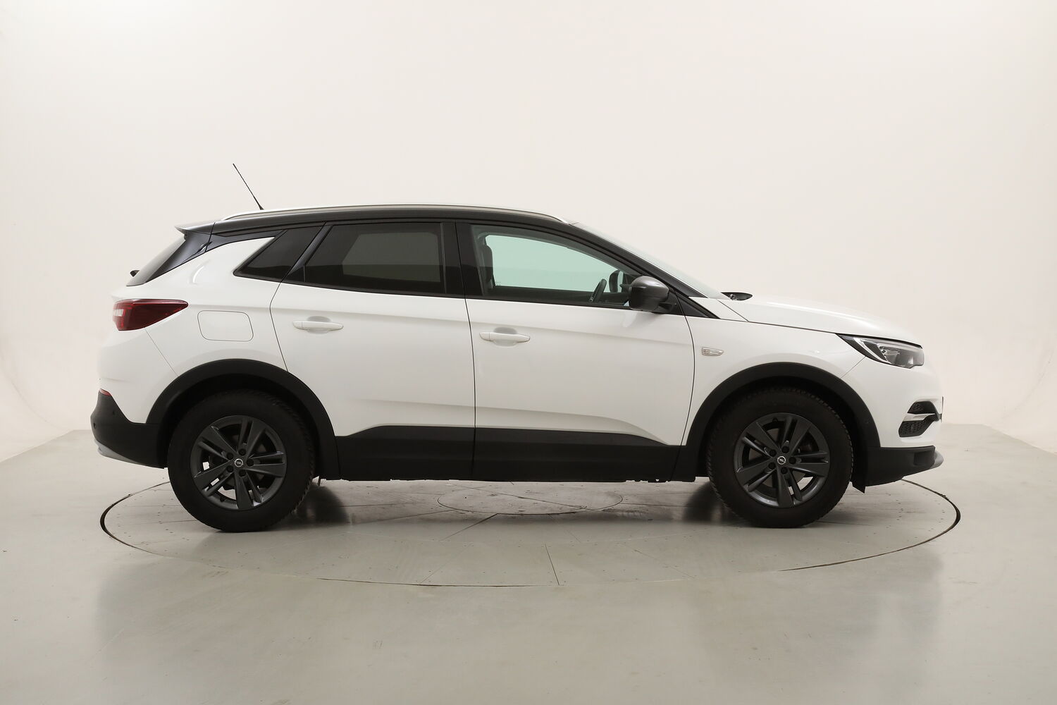Opel Grandland Ultimate AT8 usata del 2021 con 151.861 km