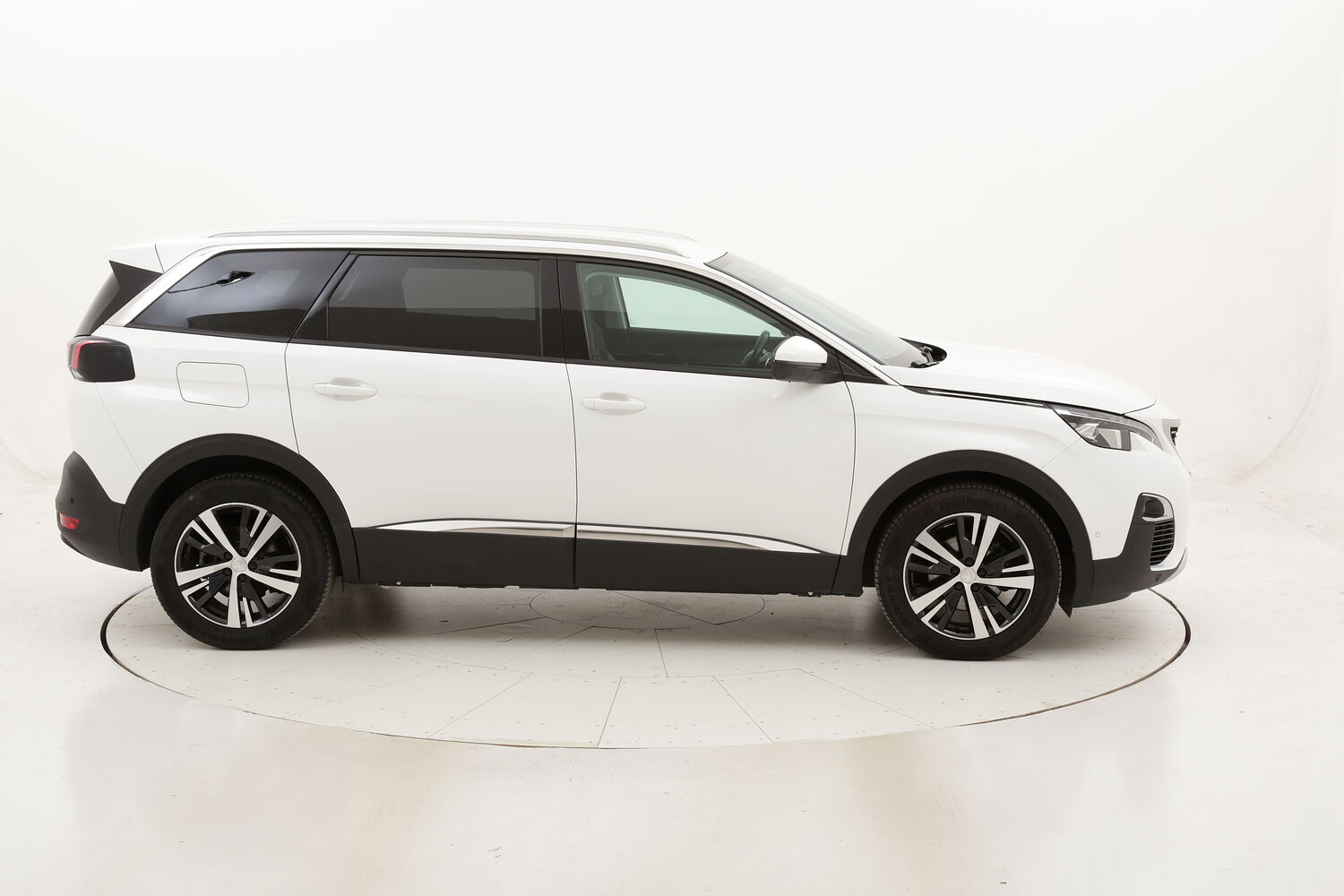 Peugeot 5008 Allure EAT8 - 7posti usata del 2018 con 102.828 km