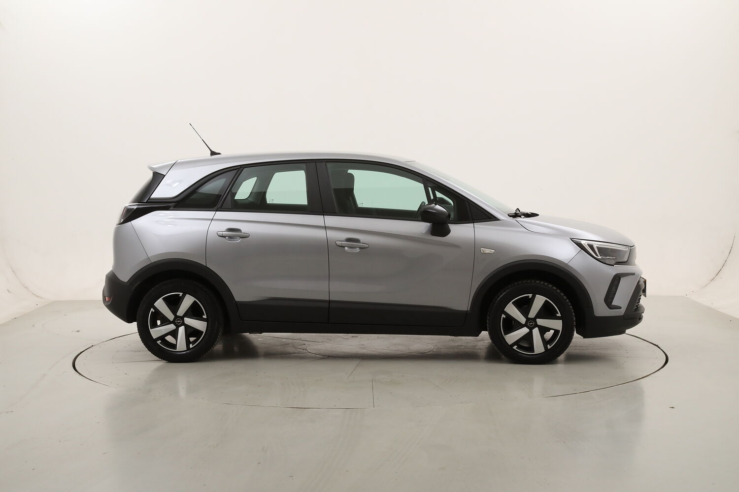 Opel Crossland Edition usata del 2022 con 33.601 km