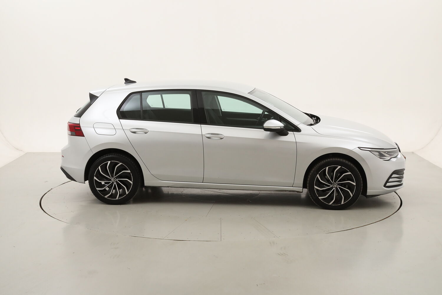Volkswagen Golf Life DSG usata del 2022 con 60.234 km