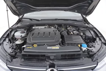 Volkswagen Golf Life DSG 2.0 Diesel 116CV Automatico Vano motore