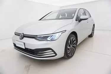 Volkswagen Golf Life DSG 2.0 Diesel 116CV Automatico Visione frontale