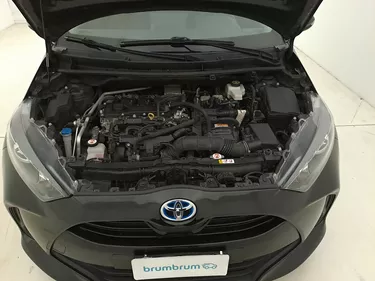 Toyota Yaris Hybrid Business 1.5 Full Hybrid 101CV Automatico Vano motore