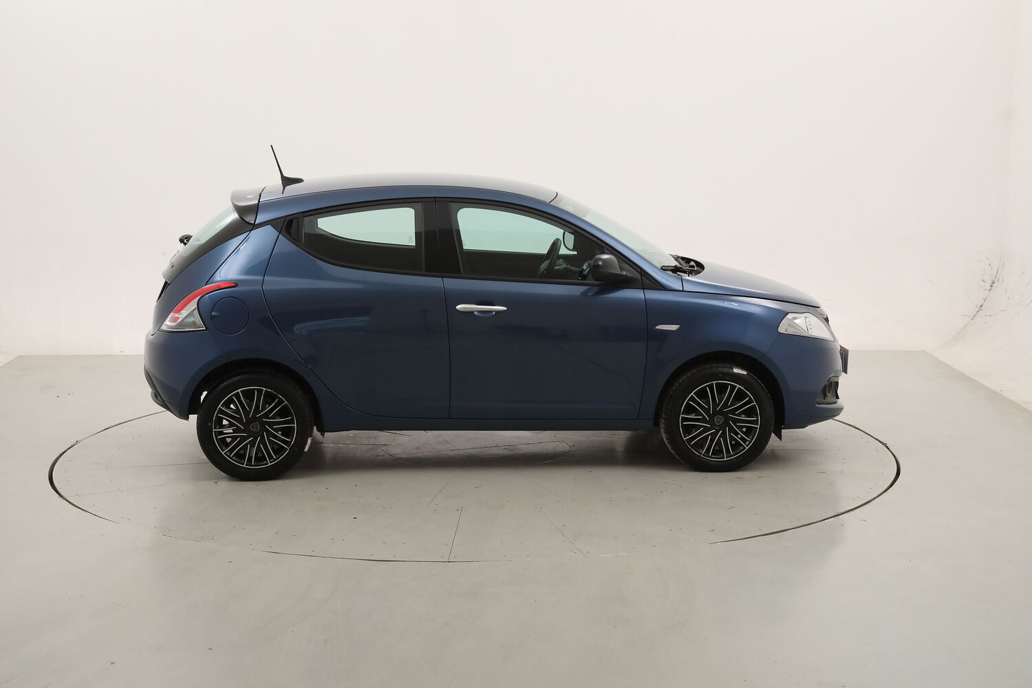 Lancia Ypsilon Hybrid Silver Plus usata del 2023 con 63.229 km
