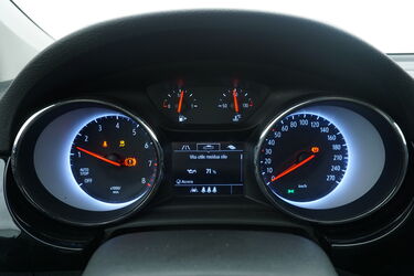 Interni di Opel Astra