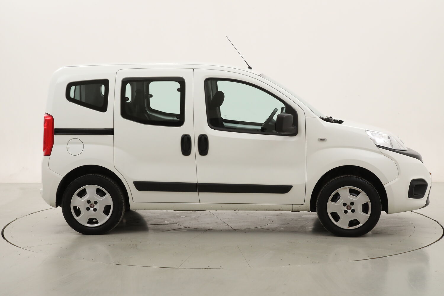 Fiat QUBO Easy Natural Power usata del 2018 con 67.676 km