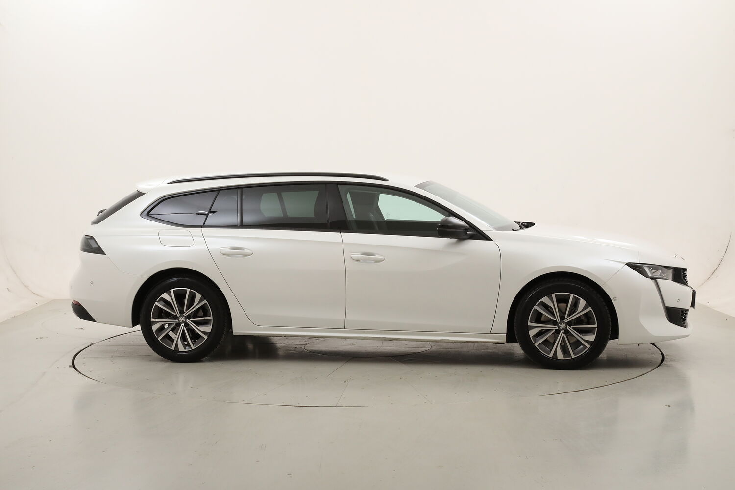 Peugeot 508 SW Allure Pack EAT8 usata del 2022 con 128.177 km