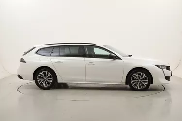 Peugeot 508 SW Allure Pack EAT8 1.5 Diesel 131CV Automatico Peugeot 508 SW Allure Pack EAT8 1.5 Diesel 131CV Automatico