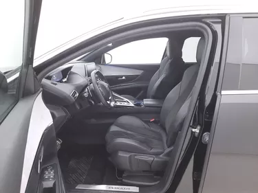 Peugeot 5008 GT EAT8 2.0 Diesel 177CV Automatico Sedili