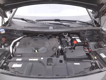 Peugeot 5008 GT EAT8 2.0 Diesel 177CV Automatico Vano motore