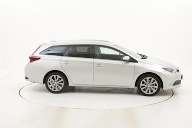 Toyota Auris TS Hybrid Lounge usata del 2016 con 66.206 km