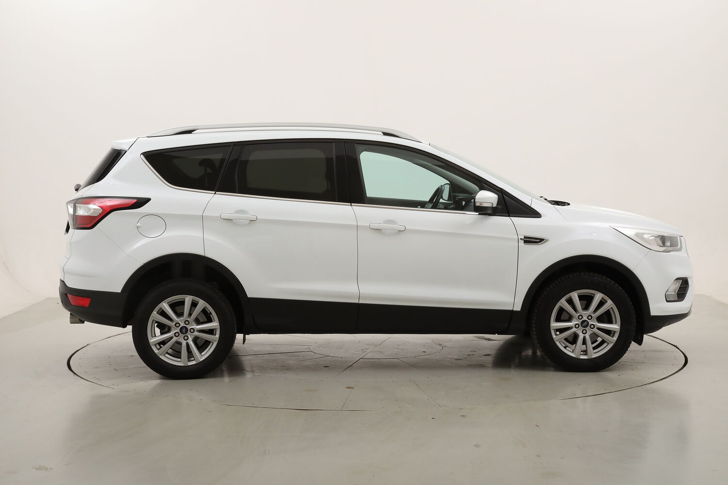Ford Kuga Business usata del 2019 con 112.302 km