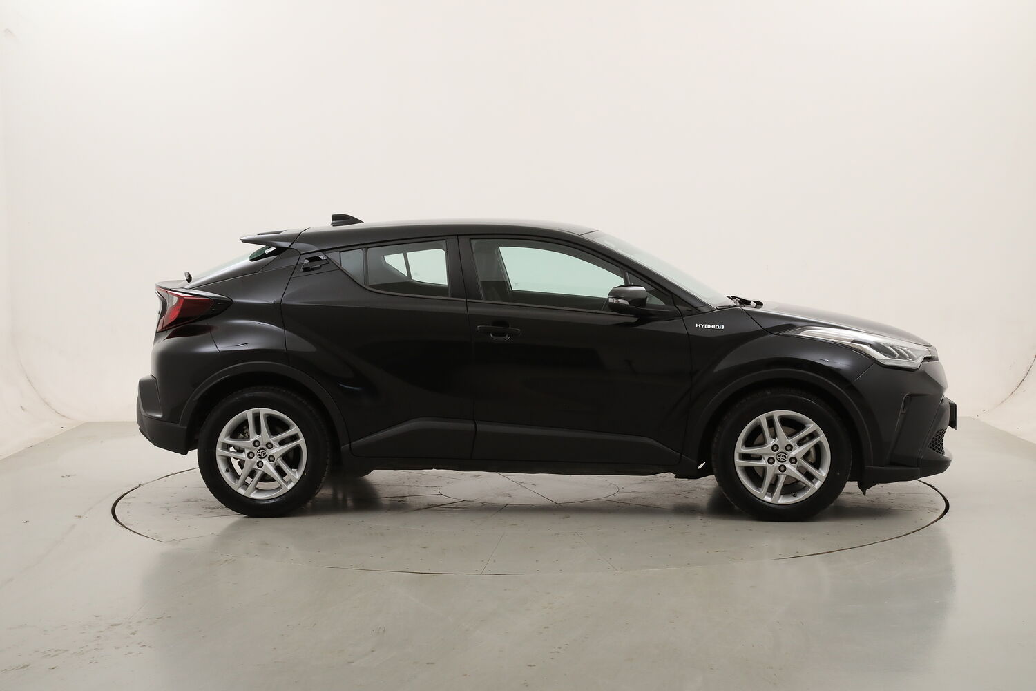 Toyota C-HR E-CVT Business usata del 2021 con 69.201 km