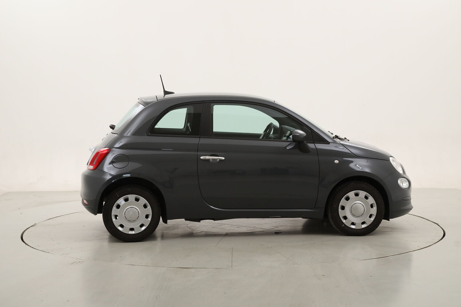 Fiat 500 Hybrid Pop usata del 2021 con 25.643 km