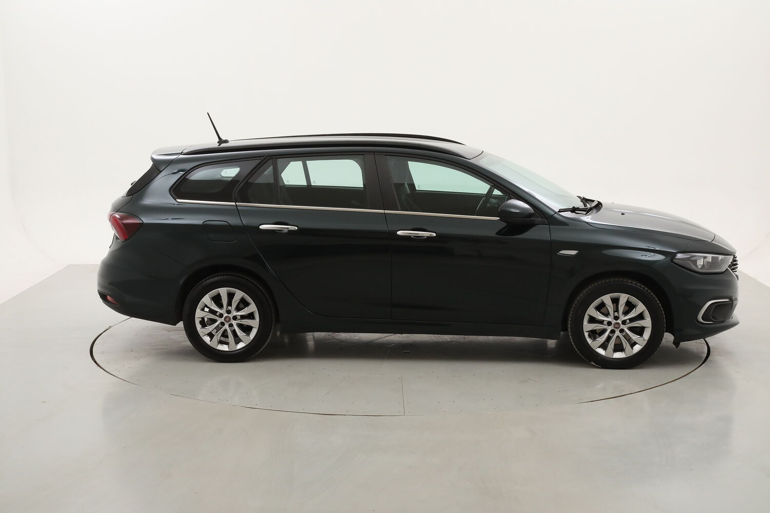 Fiat Tipo SW Business DCT usata del 2020 con 99.620 km