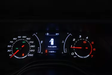 Fiat Tipo Easy 1.6 Diesel 120CV Manuale Interni