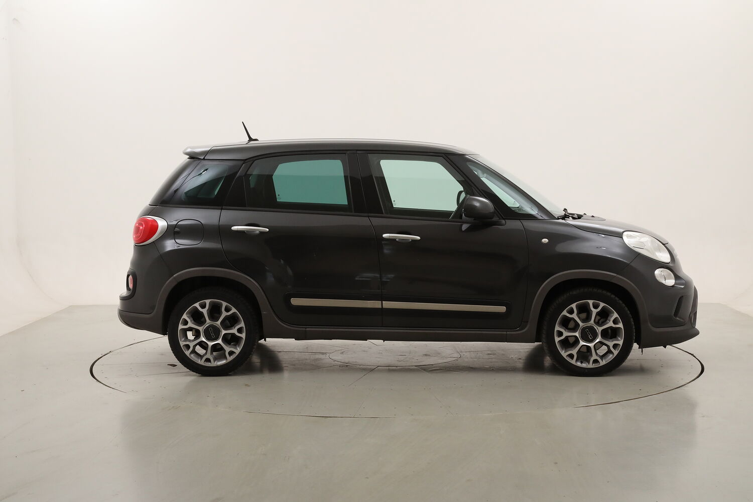 Fiat 500L Trekking usata del 2017 con 145.599 km