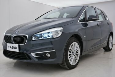 Visione frontale di BMW Serie 2 Active Tourer