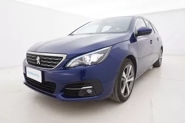 Peugeot 308 SW Allure EAT8 1.5 Diesel 131CV Automatico Visione frontale