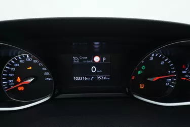 Peugeot 308 SW Allure EAT8 1.5 Diesel 131CV Automatico Interni