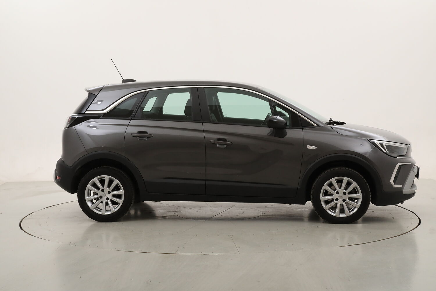 Opel Crossland Elegance AT6 usata del 2022 con 101.410 km