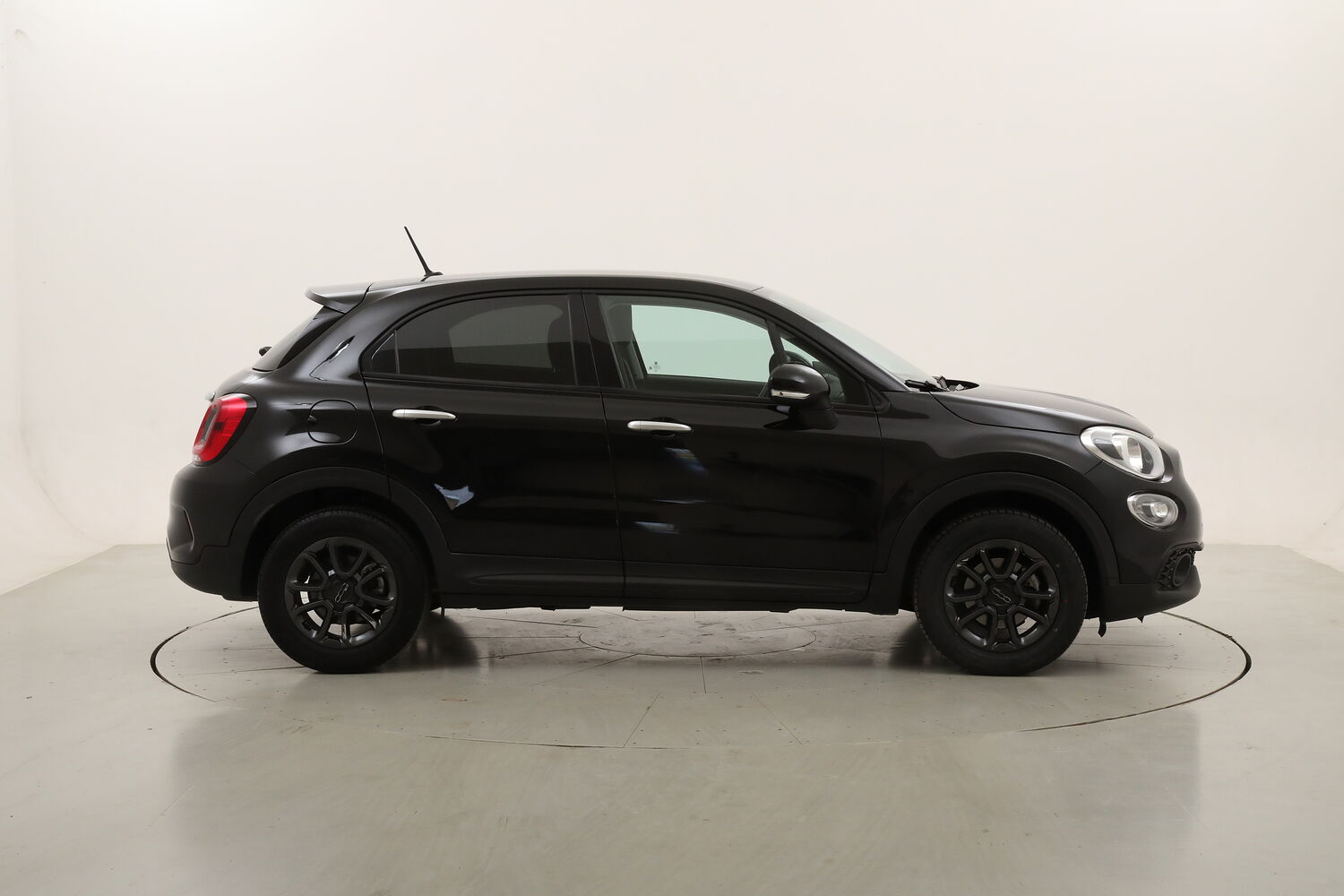 Fiat 500X Club usata del 2023 con 82.268 km