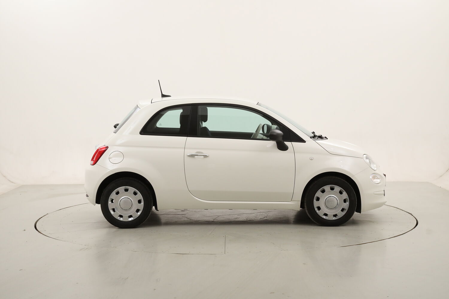Fiat 500 EasyPower Cult usata del 2022 con 69.961 km