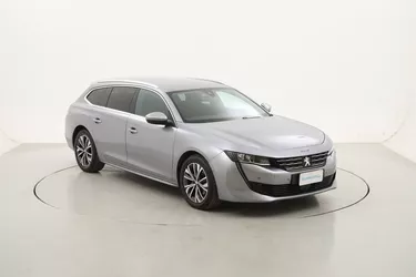 Peugeot 508 SW Allure EAT8 1.5 Diesel 131CV Automatico Peugeot 508 SW Allure EAT8 1.5 Diesel 131CV Automatico