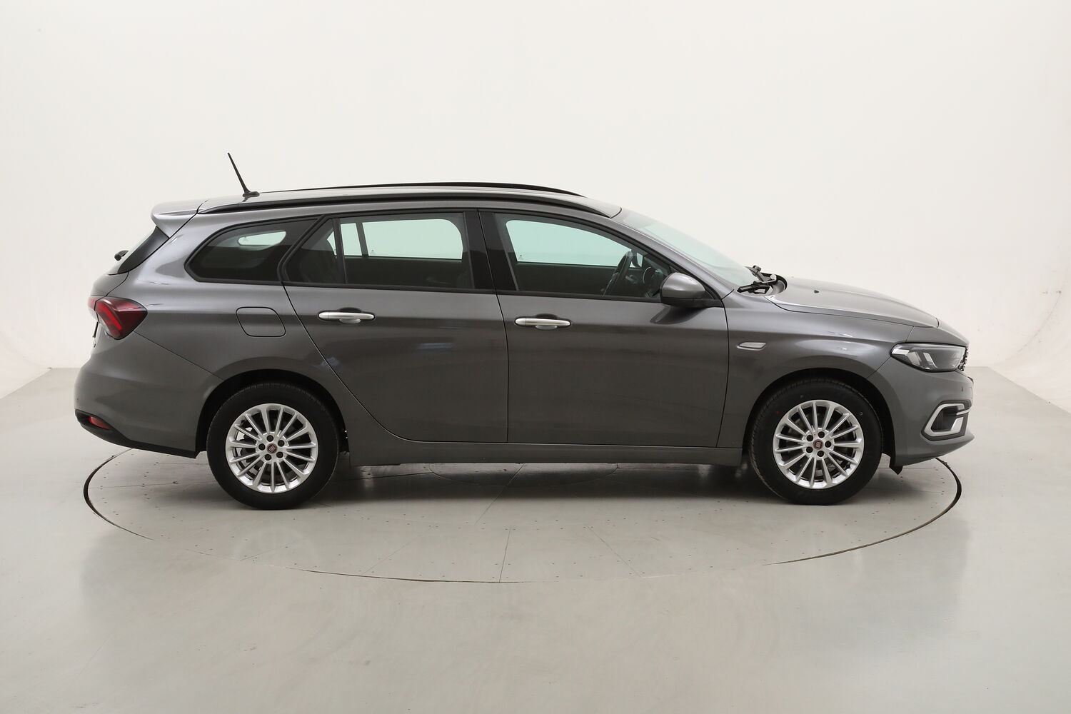 Fiat Tipo SW Business usata del 2021 con 100.815 km