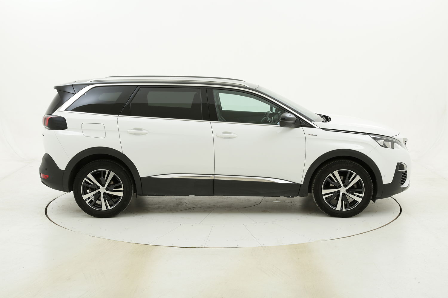 Peugeot 5008 GT Line EAT8 - (7 posti optional) usata del 2019 con 43.197 km