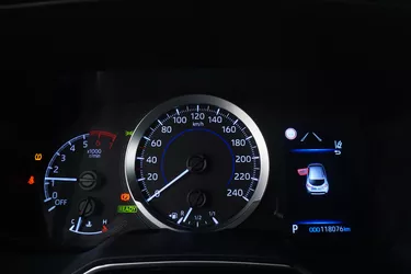 Toyota Corolla Hybrid Business 1.8 Full Hybrid 122CV Automatico Interni