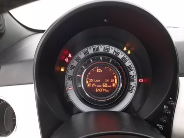 Fiat 500 Hybrid Cult 1.0 Mild Hybrid 70CV Manuale Interni