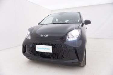 Visione frontale di Smart forfour