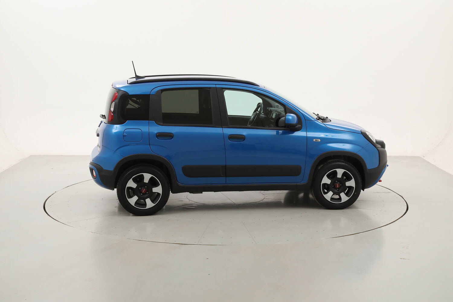 Fiat Panda Hybrid Cross usata del 2024 con 14.713 km