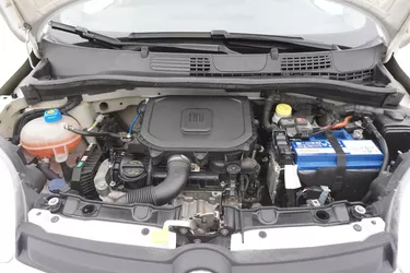 Fiat Panda Hybrid Easy 1.0 Mild Hybrid 69CV Manuale Vano motore
