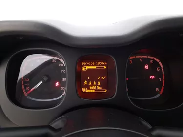 Fiat Panda Hybrid City Life 1.0 Mild Hybrid 70CV Manuale Interni