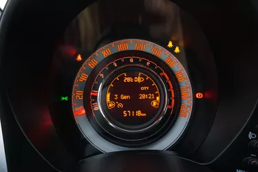Fiat 500 Hybrid Connect 1.0 Mild Hybrid 70CV Manuale Interni